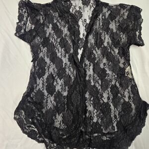 Vintage Black Lace Short Sleeve Top